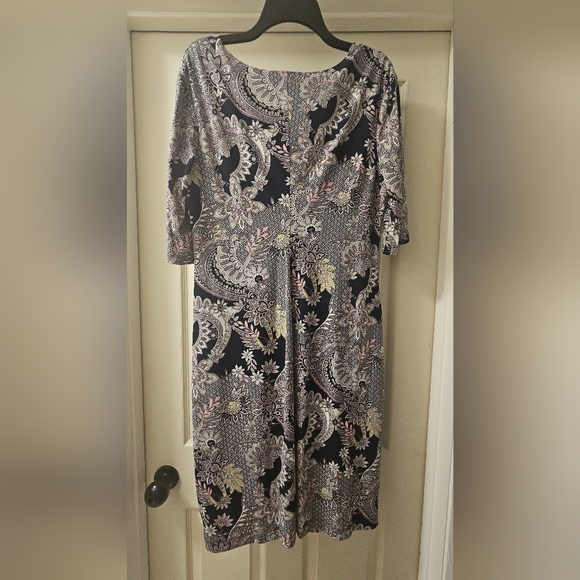 Connected Apparel Size 16 Dress. - Picture 2 of 4